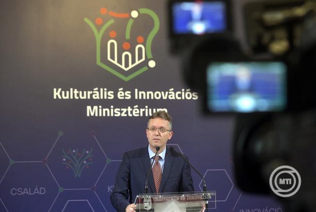 A kormány két lépésben megduplázza a családi adókedvezményt