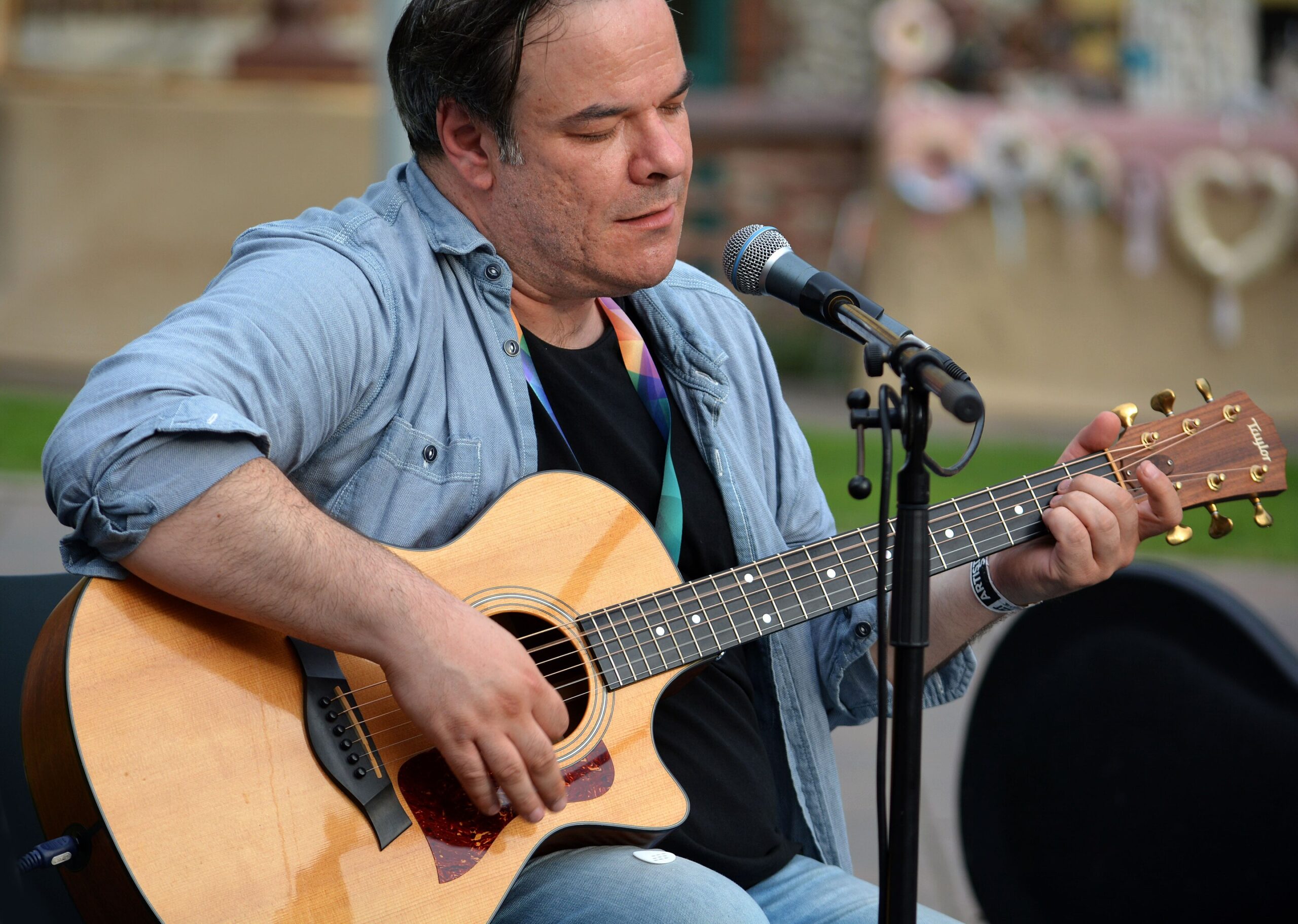 Ősember – improvizatív színházi előadás