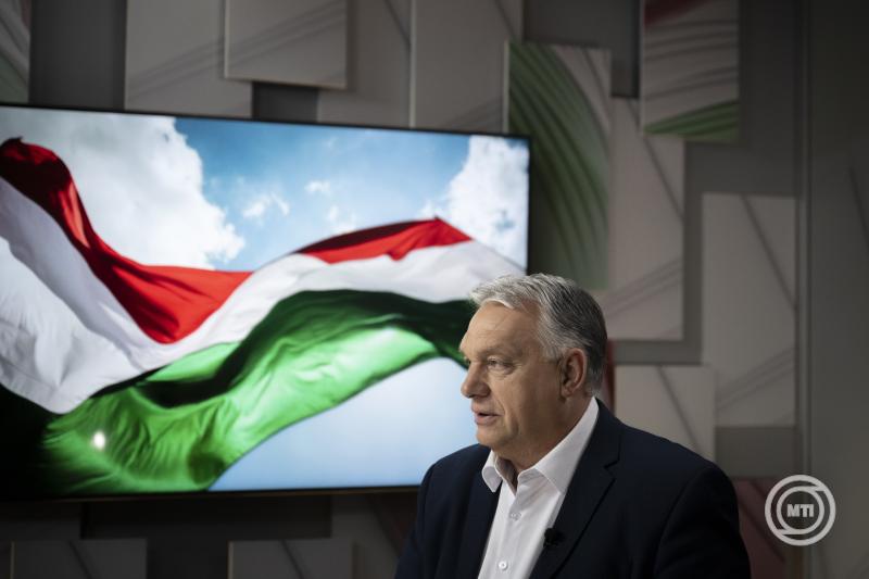 A falut nem leépíteni kell, hanem felépíteni