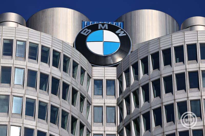 Teljes termelési láncot átfogó mesterséges intelligencia stratégiát indít a BMW