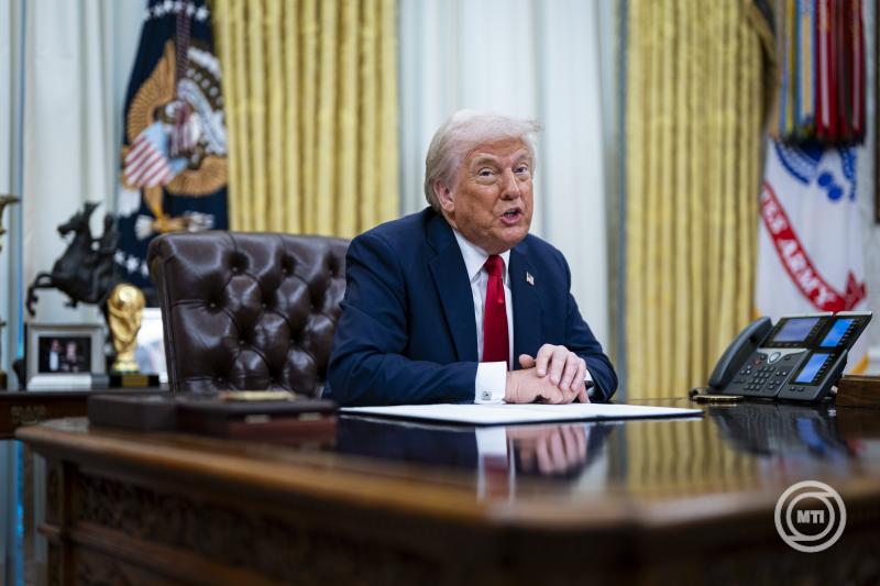 Donald Trump meghosszabbította a TikTok amerikai működését