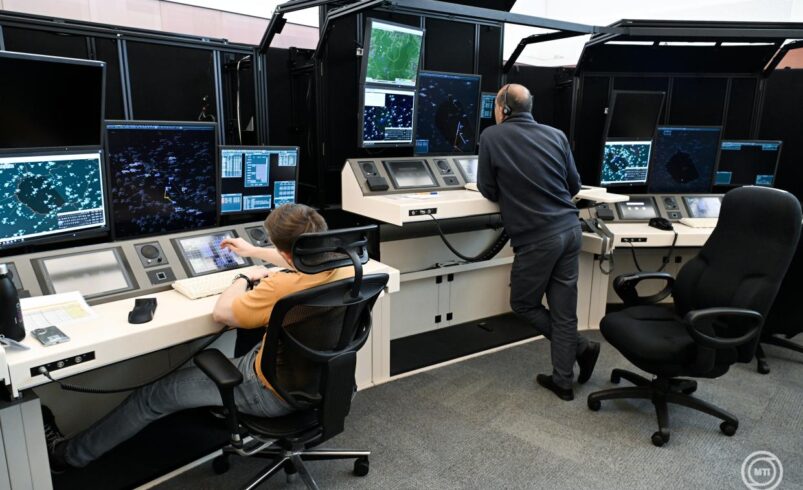 Óriási a forgalom a magyar légtérben