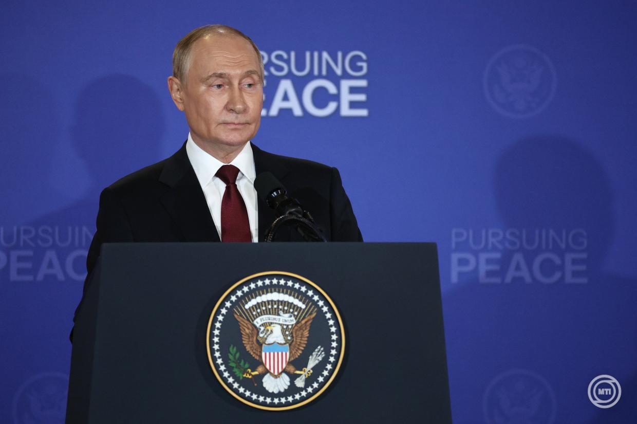 Oroszország a hosszú távú rendezésben érdekelt