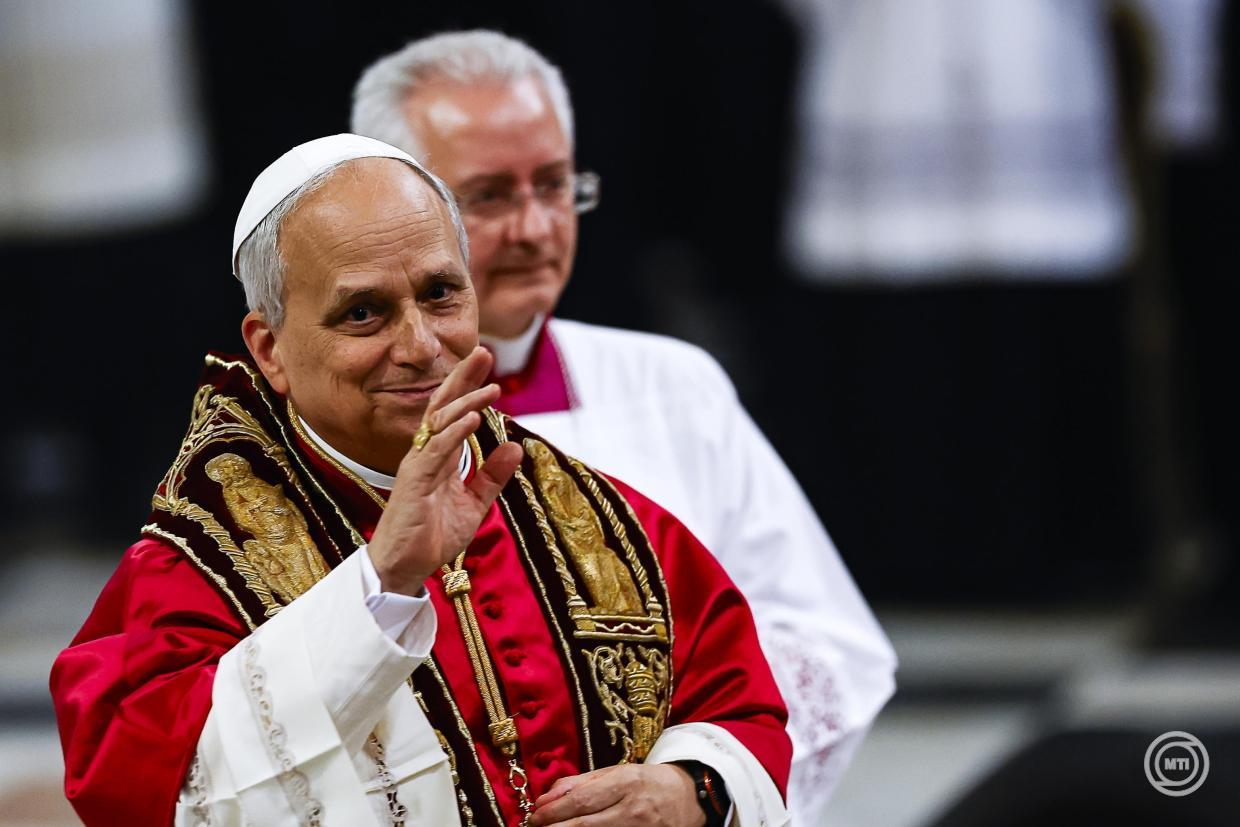 Orbán Viktort és Semjén Zsoltot fogadja XIV. Leó pápa