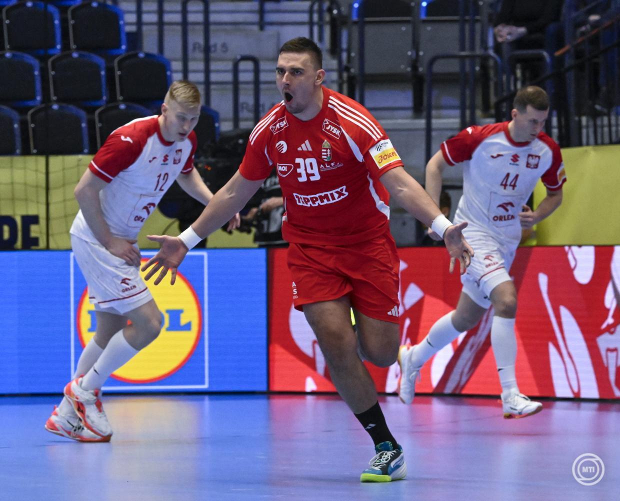 A lengyelek legyőzésével kezdett a magyar válogatott