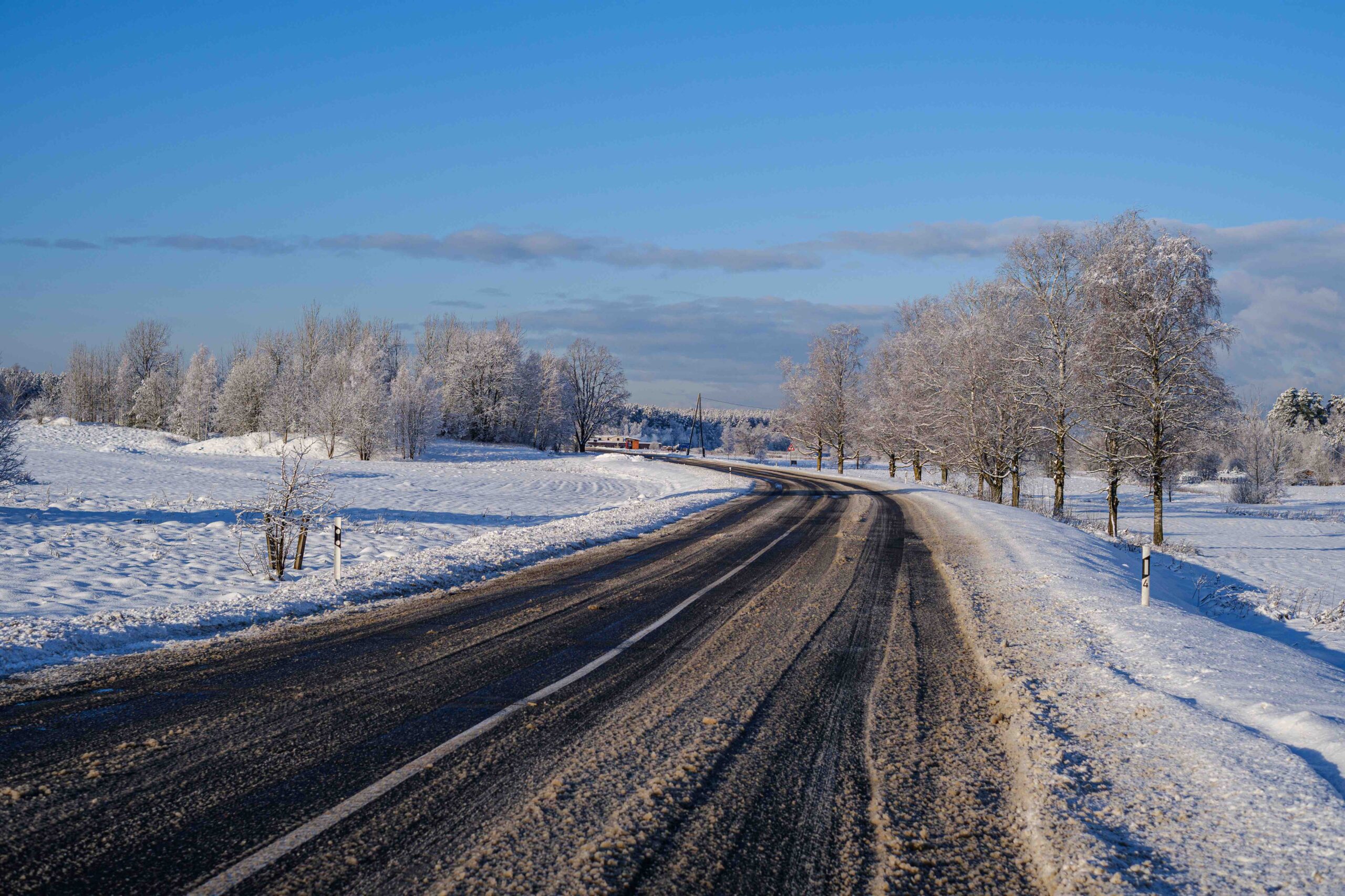 Térségünkben éjfélig 5-15 centiméternyi hó hullhat